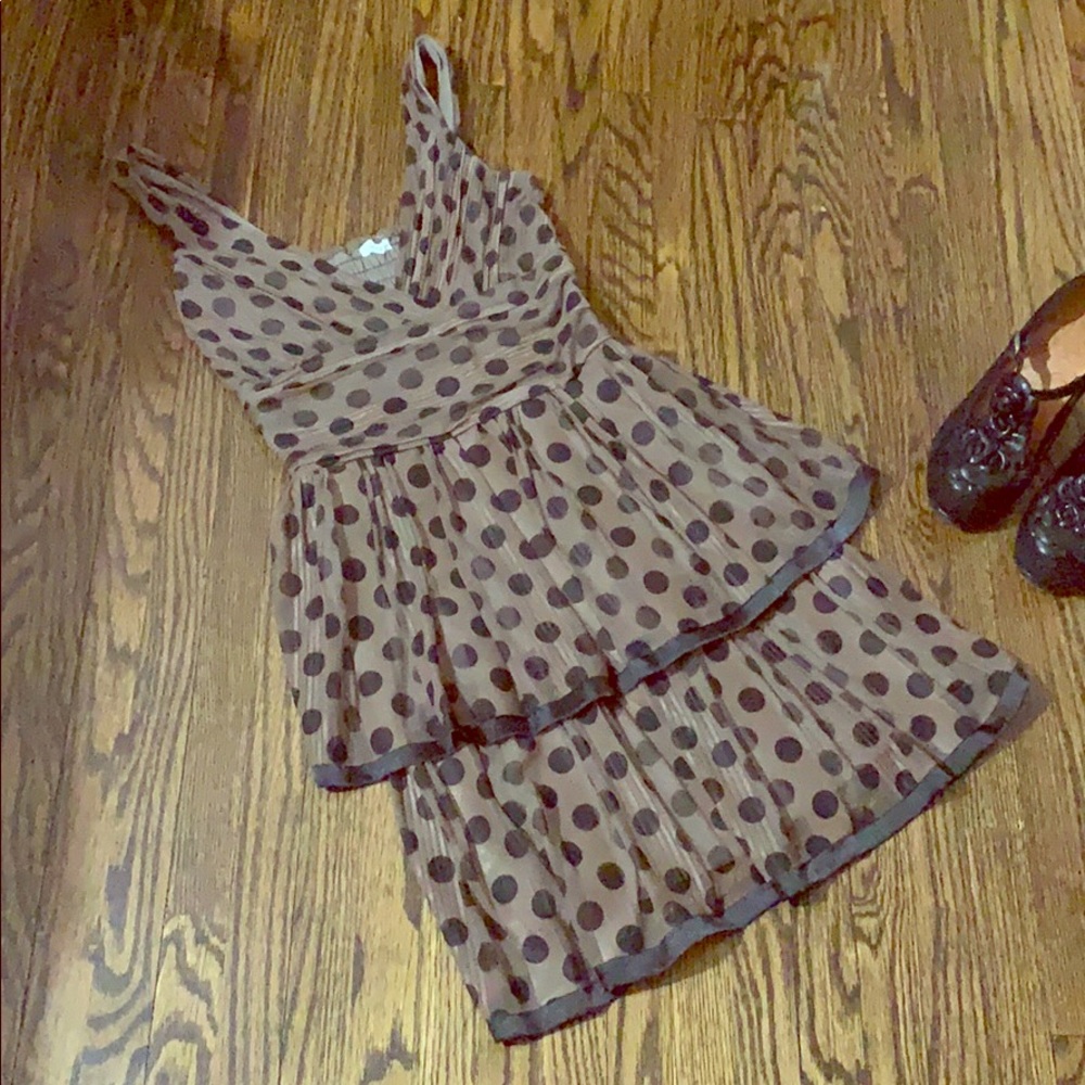 Polka dot retro dress.